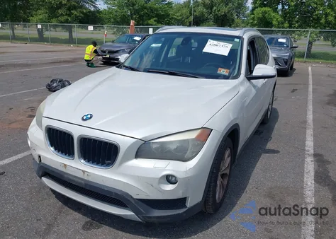 2013 BMW X1 xDrive28I z USA, uszkodzony, nr VIN WBAVL1C51DVR83593